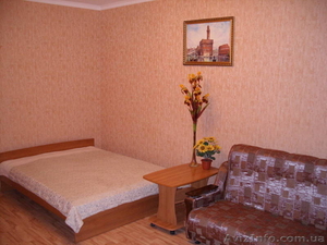 Предлагаю в аренду малогабаритную квартиру,  помесячно. #1175986