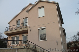 Дом в Шевченковском районе,  5 минут от метро Нивки,  300м. 399000 без Комиссии!  #1202729