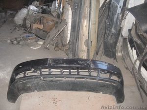Audi A4 B5  бампер передний с абсорбером  #1204878