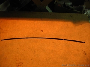 Audi A4 Накладка стекла лобового правая  #1203887