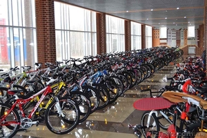 Фирменный велосипедный магазин ARDIS #1209714