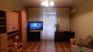 Сдам отличную однакомнатную квартиру возле метро 23 августа #1209379