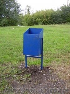 Мусорные баки с крышкой,  урны,  скамейки #1203521