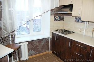 2-к. квартира посуточно в Полтаве. Павленковская пл. 8. #1215580