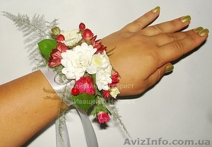 Браслет на руку из цветов  #1220554