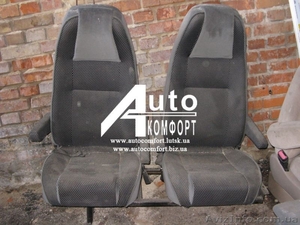 Сидения автомобильные для водителя и пассажира с двумя подлокотниками #1240623