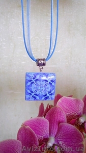 Кулон из полимерной глины «Дельфиниум» #1256343