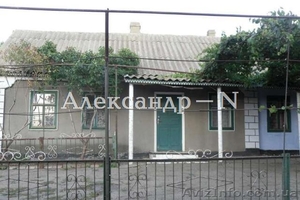 Дом крепкий на два входа.Свердлово #1253325