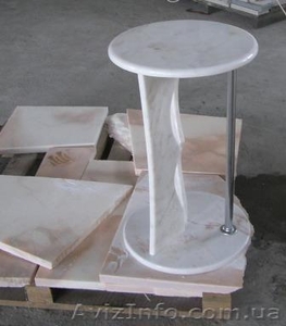 Мраморные подставки под цветы,  столики мраморные  #1248940