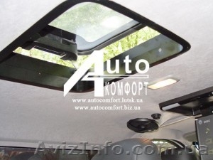 Установка стеклянного автолюка на потолок салона авто #1244210