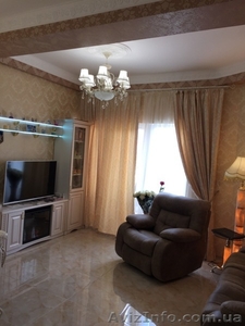 Продам или обменяю квартиру в Ялте на Санкт-Петербург.  #1254825