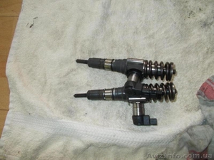 Volkswagen Passat B6 форсунки форсунка 03g130073D #1265173