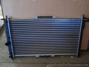 Радіатор Daewoo Leganza 2.0і радиатор радиатори #1267216