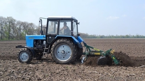 дисковая борона ДАН-4-0 к трактору дископлуг ДАН-4-0 #1262382