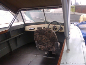 Моторная лодка