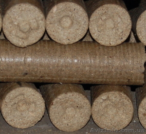 Продам брикеты нестро и пини-кей из древесных опилок и лузги подсолнечника. #1280552