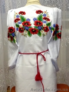 Вишита бісером на білому габардіні заготовка рубашки.  #1284559