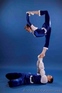 Заказать акробатическое шоу,  профессиональные акробаты на мероприятие #1302483