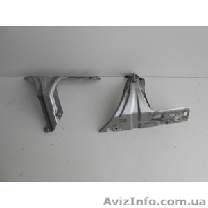 Кронштейн крепления переднего крыла Volkswagen Caddy VW Touran  #1301610