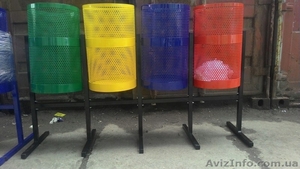 Уличные урны разных размеров и форм,  цветов #1313748