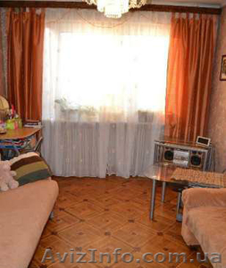 Продам 3-х комнатную квартиру м. Героев Труда #1320380