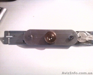 Замки в ролеты,  ролетные замки Киев,  замена замков в ролетах,  ремонт ролет #1328523