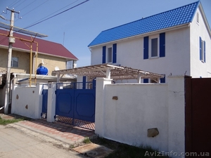 Продается 2-ух этажный дом на Каролино-Бугазе ст. Студенческая,  кооп. 