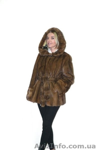 Полушубок с капюшоном из меха норки красивого медового оттенка #1322837