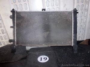 Радиатор Opel Astra F #1331462