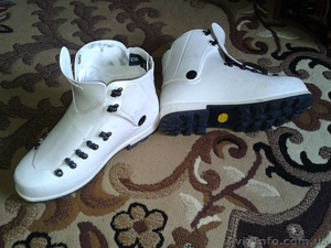 Продам Горные пластиковые ботинки, снегоступы , спусковое устройство #1333901