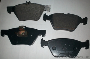 Тормозные колодки передние Mercedes CLK,  E-Class (W/ S 210) #1338139