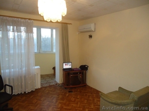 3-комнатная квартира на Крымском бульваре в 12-ти этажном доме #1348127
