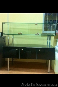 Продам бывшую в употреблении шкаф-витрину для офиса, магазина и др. #1365154