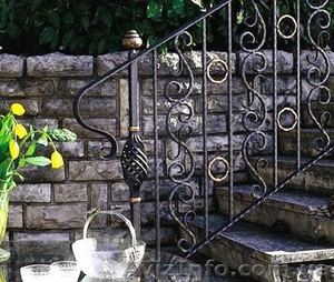 Перила и поручни из черного металла,  с коваными элементами #529940