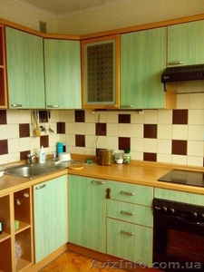 Срочно сдам 2 ком кв раздельная м Житомирская 7 мин пешком #1387889