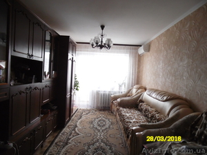 Продается 3 к/к на улице Космонавтов.Остановка Баштанская #1399514