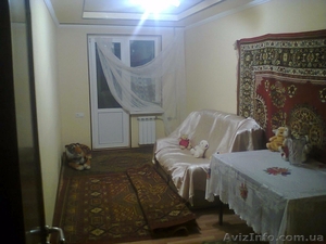 1 комната в коммунальной квартире на Ак. Заболотного с двумя соседями #1380406