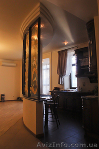 Эксклюзивная 4-комнатная квартира в центре Киева,  ул. Дмитриевская 52б #1381377