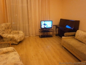 Отличная, уютная, 2 комнатная, комнаты раздельные #1420028