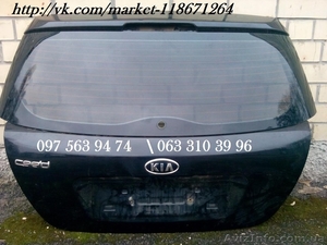 продам Крышка багажника Киа сид,  хэтчбэк 2008 г со стеклом #1418887