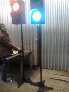 Світлофор дорожний світодіодний 2-х секційнй  #1456792