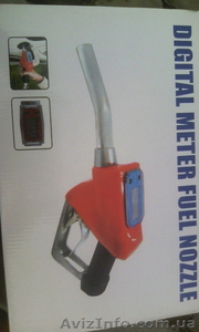 топливозаправочный пистолет с счетчиком. #1452378