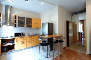 Сдам посуточно 2к.квартиру на Печерске #1453750