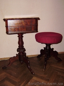 Продам тумбочку для швейных принадлежностей  cо стулом  антикварную #1448851