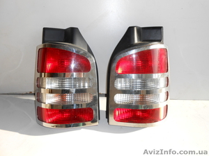 Фонарь задний левый / правый  VW T5 Transporter,  Multivan,  VW T5 Caravella #1465330