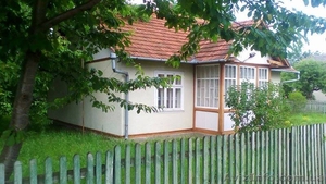 Будинок  Дом з ділянкою в 20 соток саду в центрі міста. Недорого #1468702