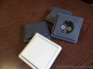 Продам Выключатели и розетки #1471645