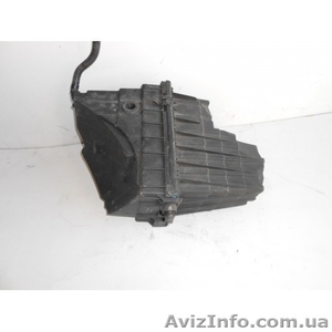 Корпус воздушного фильтра  VW T5 Transporter VW T5 Multivan,  VW T5 Caravella  #1465345