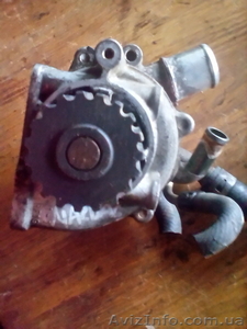 	 Водяна помпа насос Mazda	   #1469595