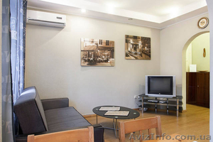 Аренда 2-ой квартиры бизнес класса посуточно центр г.Киев #1343887